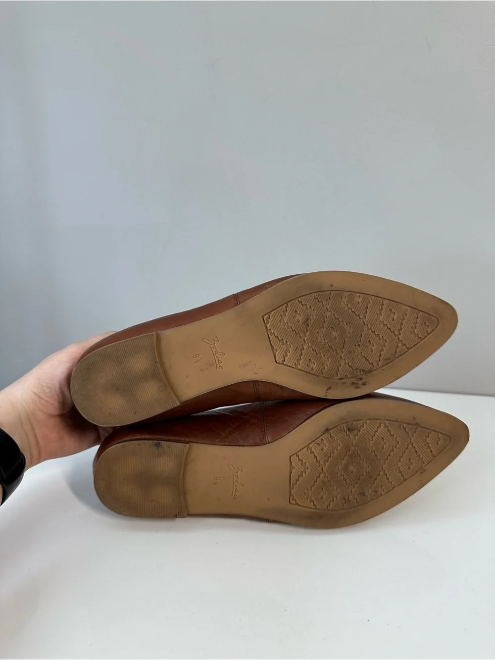 Zodiac Hill Leather Flats in Cognac Size 9.5